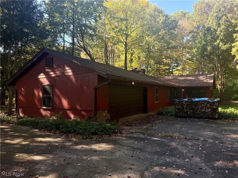 897 Ledge Road, Macedonia, OH, 44056