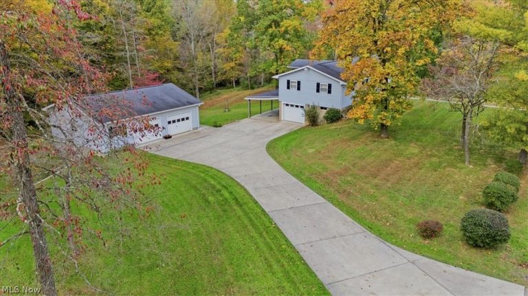 81 Pinecrest Drive, Washington, WV - Photo 6