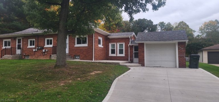 202 Rosewood Avenue #204, Northfield, OH, 44067