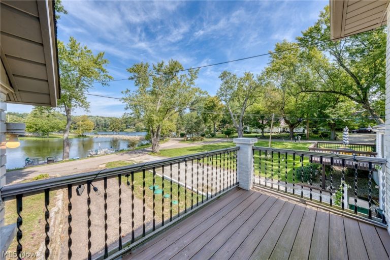 158 Oak Drive, North Canton, OH - Photo 4