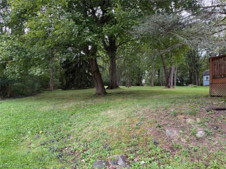 3452 Tee Drive, Akron, OH - Photo 3