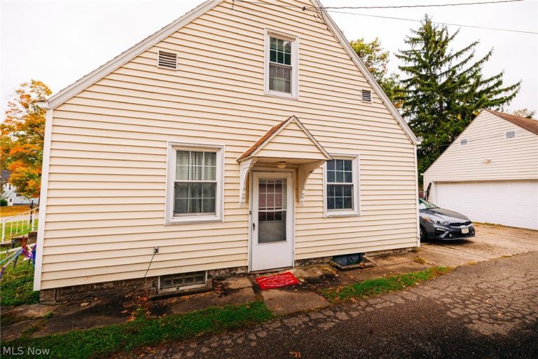 1252 Kenilworth Avenue, Coshocton, OH - Photo 6