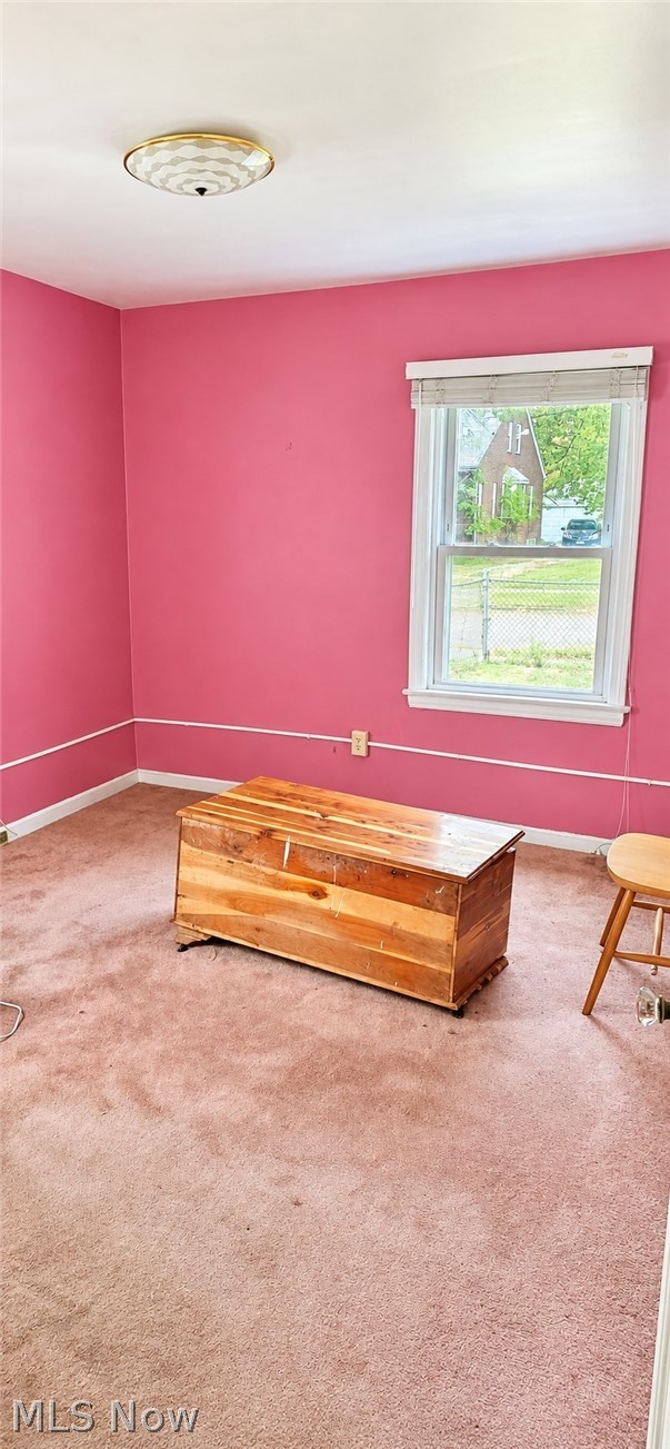 16206 Cloverside Avenue, Cleveland, OH - Photo 2