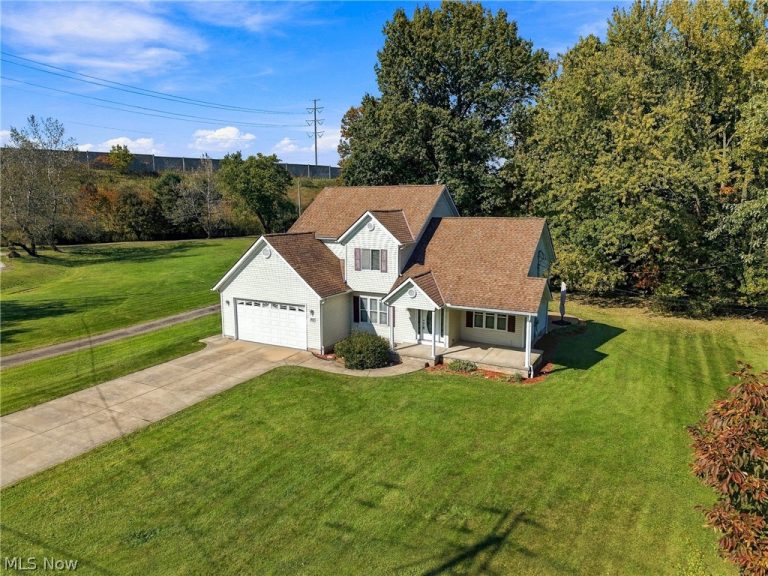 507 Ledge Road, Macedonia, OH - Photo 3