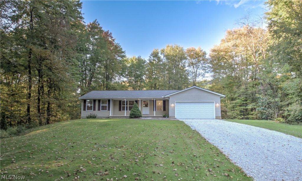 3307 Dawley Road, Ravenna, OH