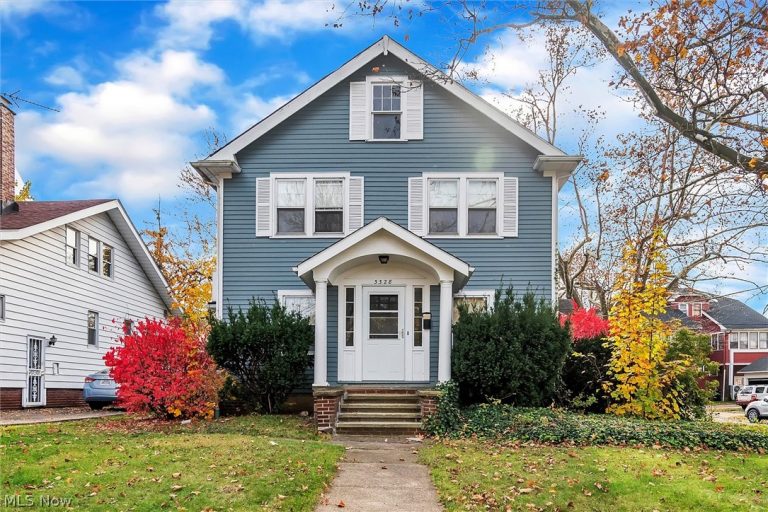 3328 Kildare Road, Cleveland Heights, OH - Photo 2