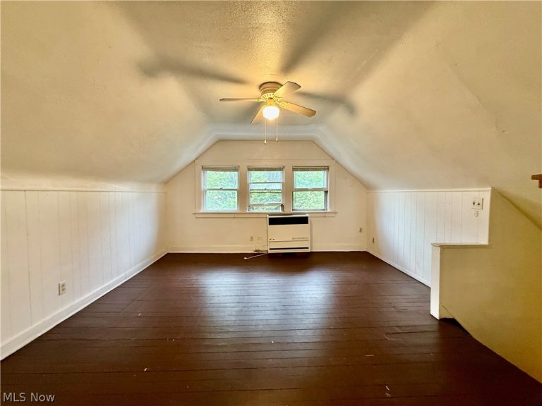 1307 Hathaway Avenue #3, Lakewood, OH - Photo 3