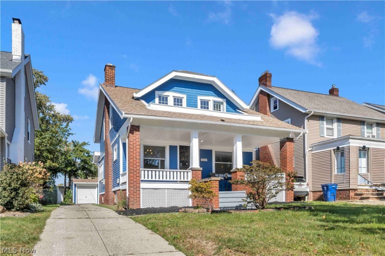 3289 Silsby Road, Cleveland Heights, OH - Photo 2