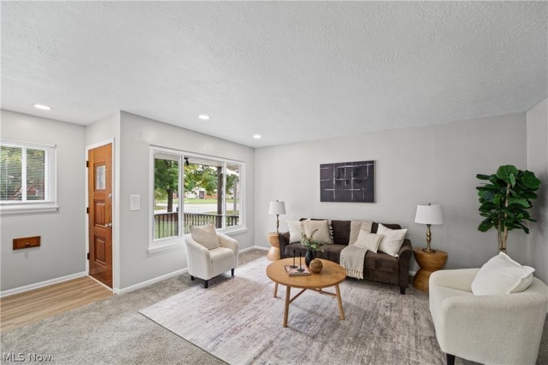 4262 181st Street, Cleveland, OH - Photo 4