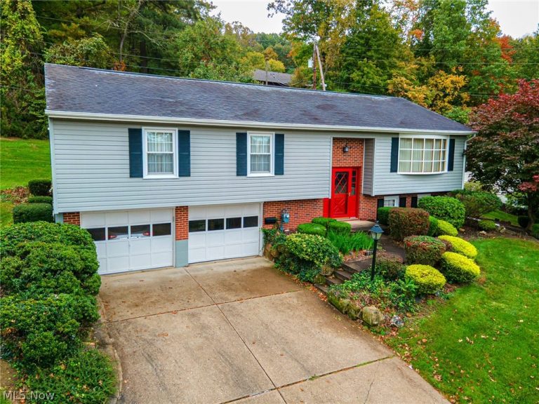 1807 Winding Drive, Coshocton, OH - Photo 2