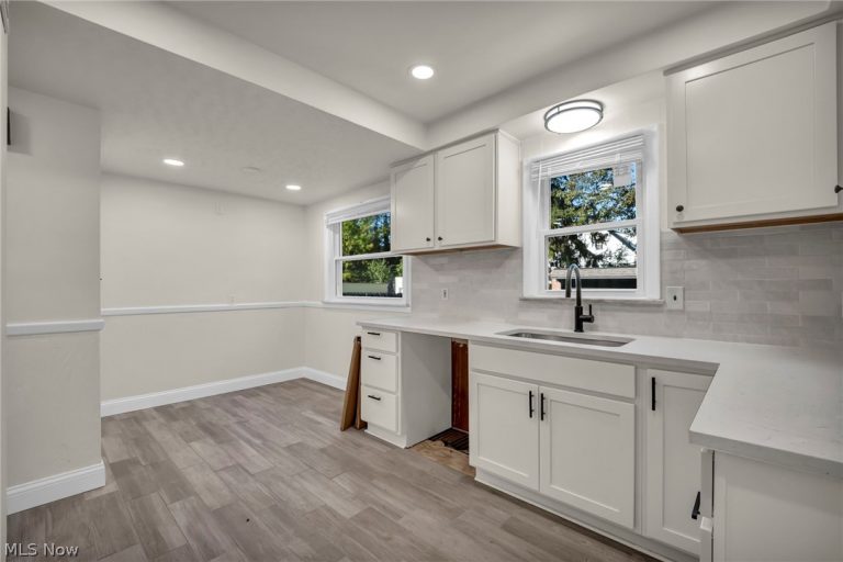 3654 Winchell Road, Shaker Heights, OH - Photo 3