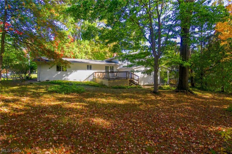7466 Mountain Park Drive, Concord Twp, OH - Photo 3