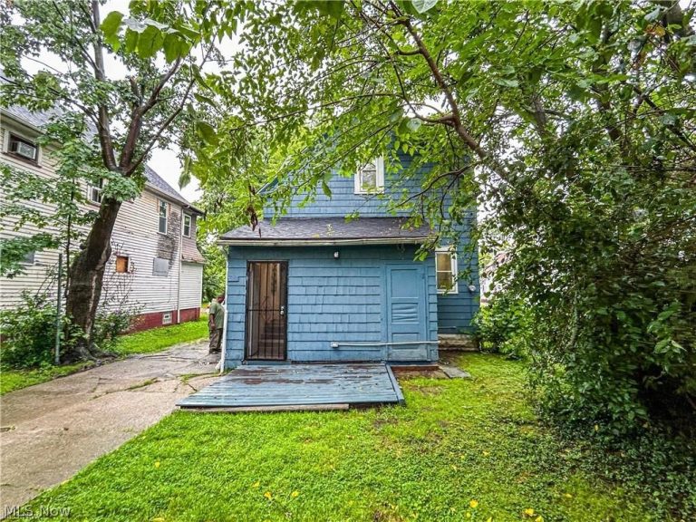 2827 119th Street, Cleveland, OH - Photo 6