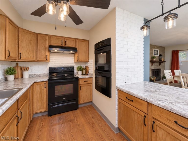1432 Melbourne Road, Vienna, OH - Photo 4