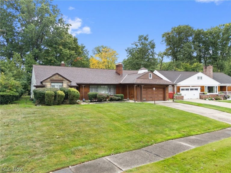 16236 Northvale Boulevard, East Cleveland, OH - Photo 2