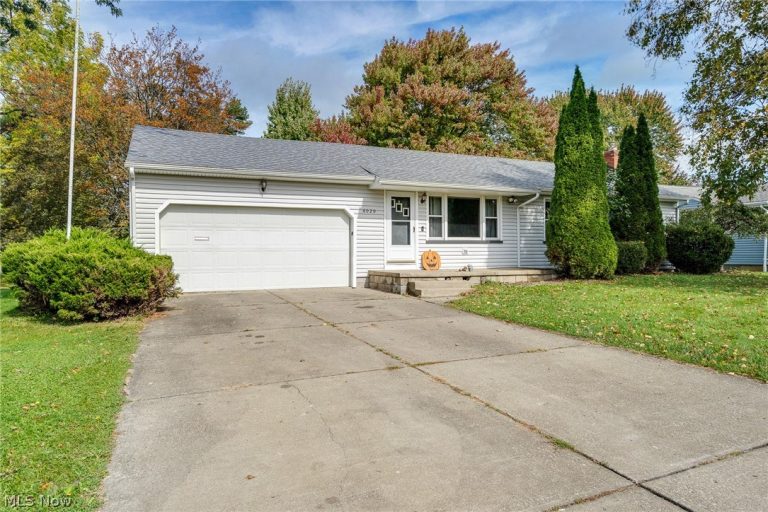 6020 Tam O Shanter Drive, Poland, OH - Photo 2