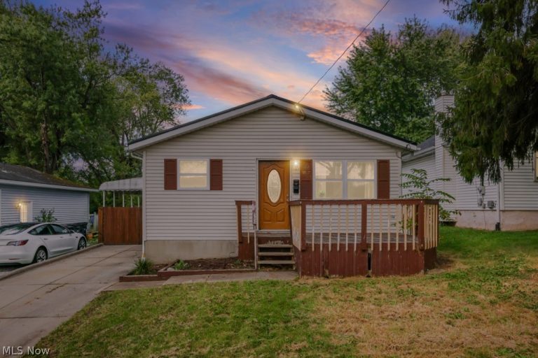 2966 Wingate Avenue, Akron, OH, 44314