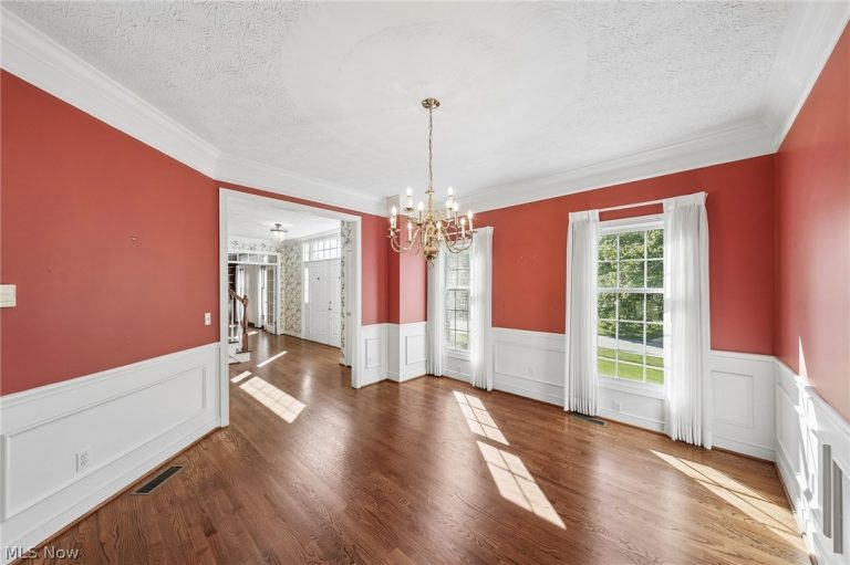 107 Blackberry Drive, Hudson, OH - Photo 6