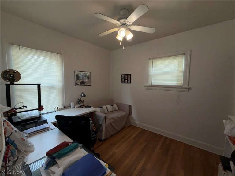 18007 Harland Avenue, Cleveland, OH - Photo 8