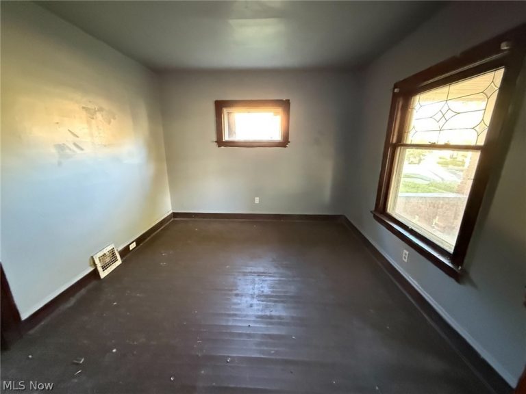 12018 Griffing Avenue, Cleveland, OH - Photo 4