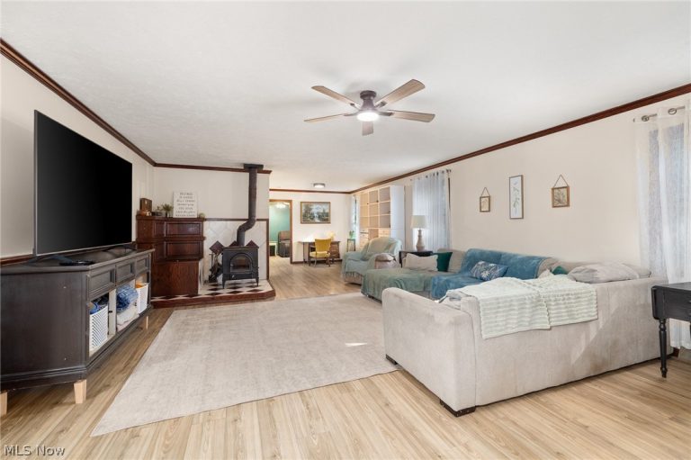 9130 Old Lincoln Way, Wooster, OH - Photo 3