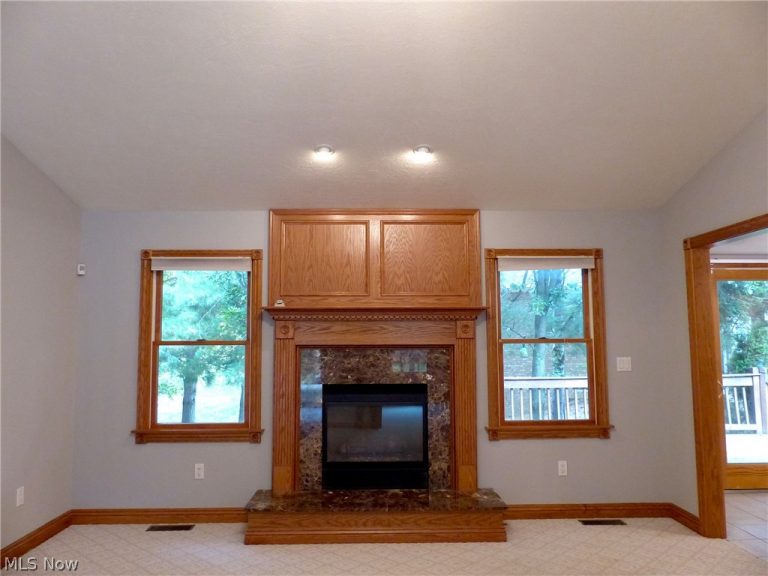 159 Helene Drive, Painesville Twp, OH - Photo 8