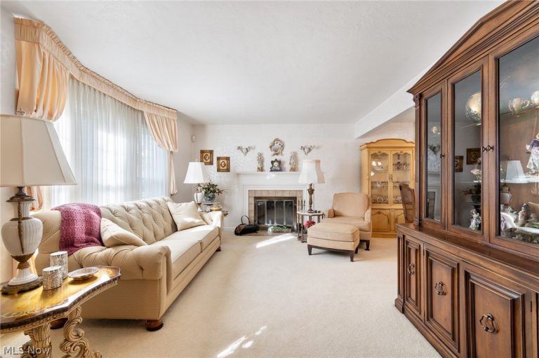 1821 Kingsley Avenue, Akron, OH - Photo 3