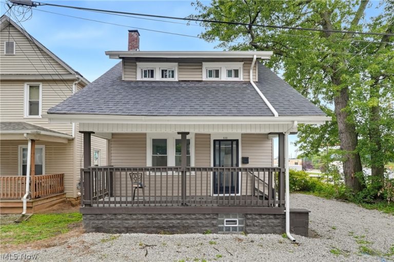 532 Hazel Place, Akron, OH, 44304