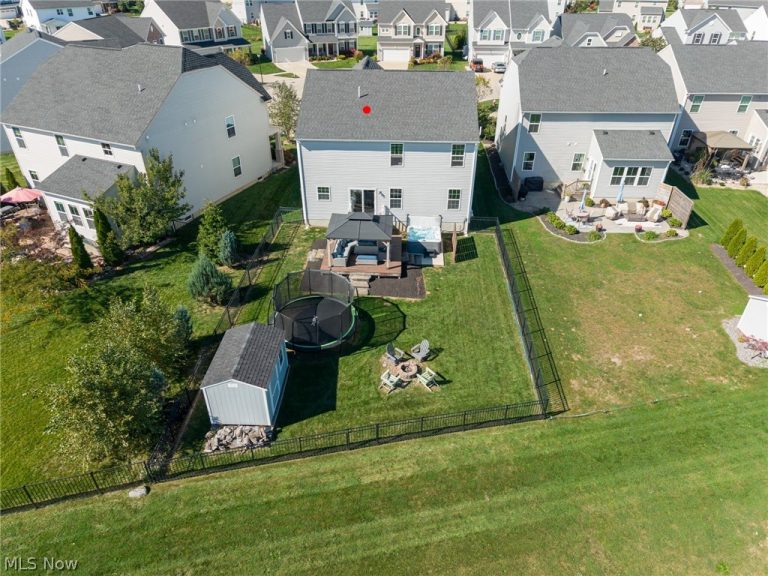 36183 Waterscape Court, North Ridgeville, OH - Photo 4