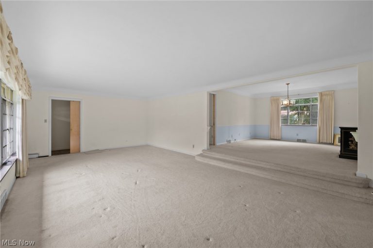 16236 Northvale Boulevard, East Cleveland, OH - Photo 6