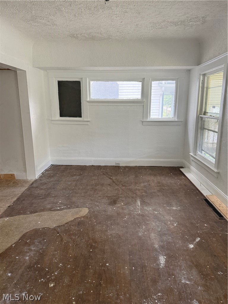 517 107th Street, Cleveland, OH - Photo 6