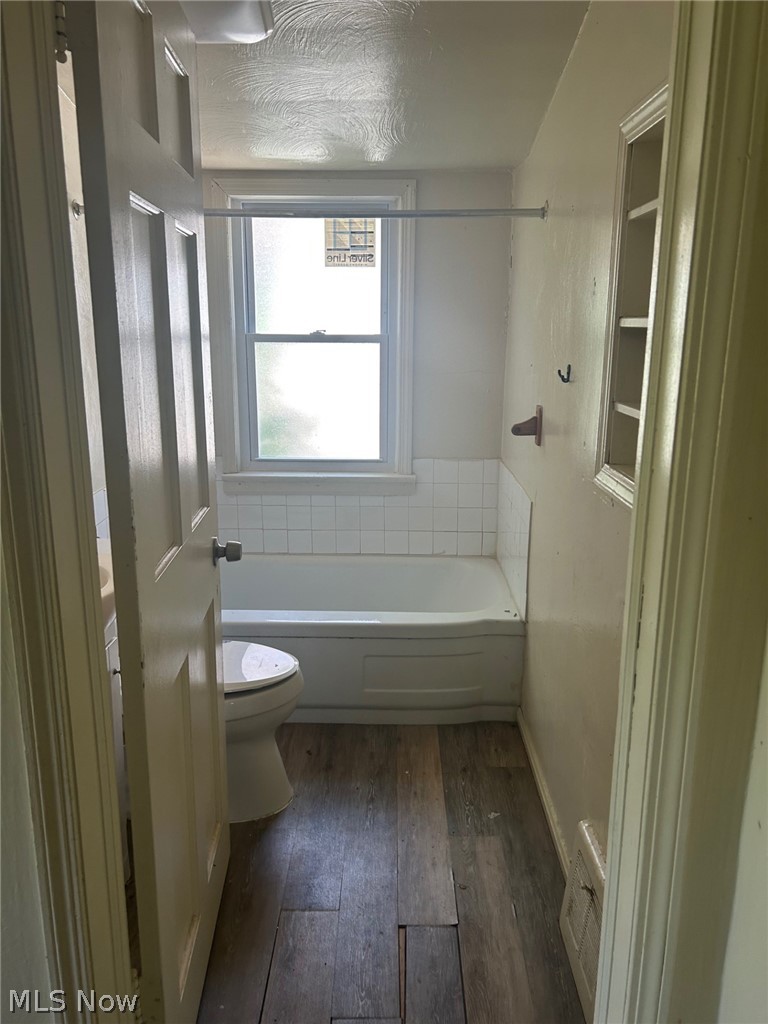 3320 135th Street, Cleveland, OH - Photo 8
