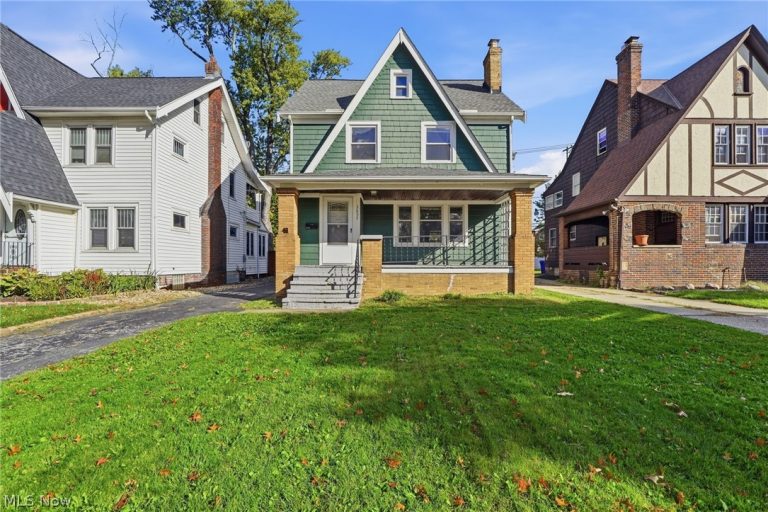 3657 Silsby Road, University Heights, OH, 44118