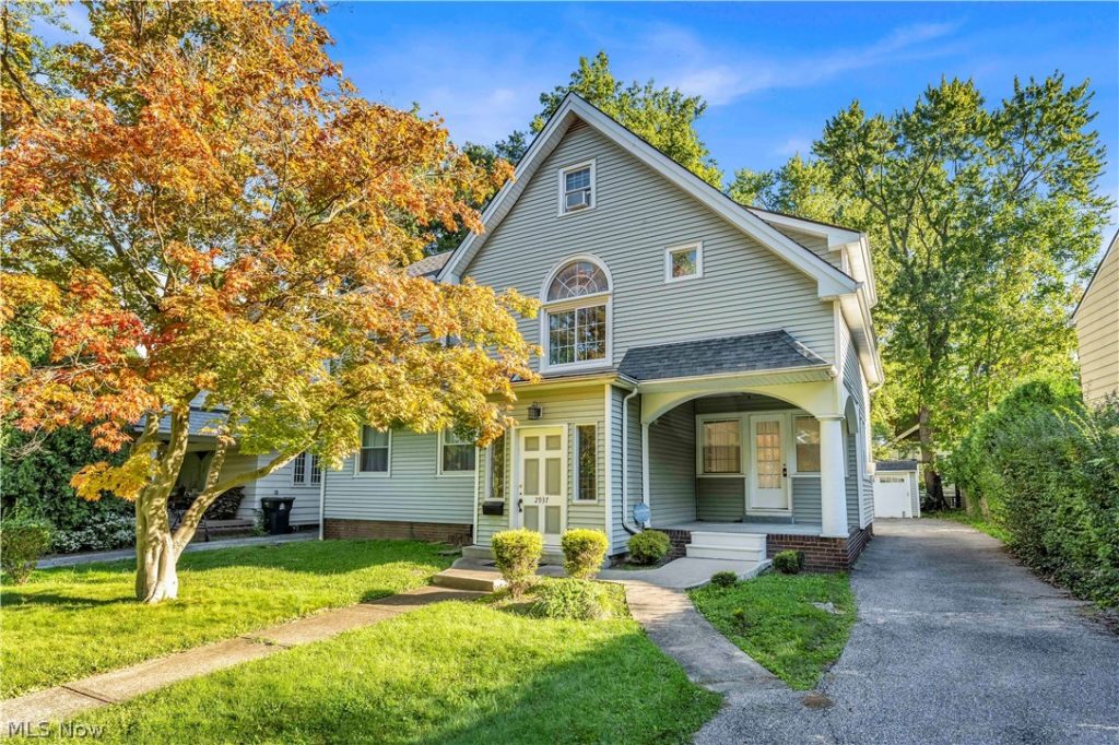 2937 Washington Boulevard, Cleveland Heights, OH