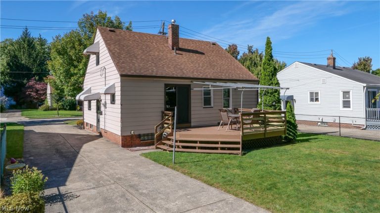 5141 8th Street, Brooklyn Heights, OH - Photo 2
