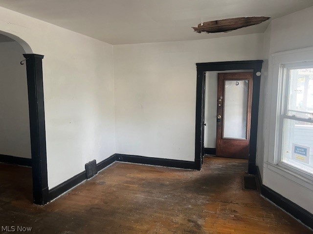 1041 147th Street, Cleveland, OH - Photo 3