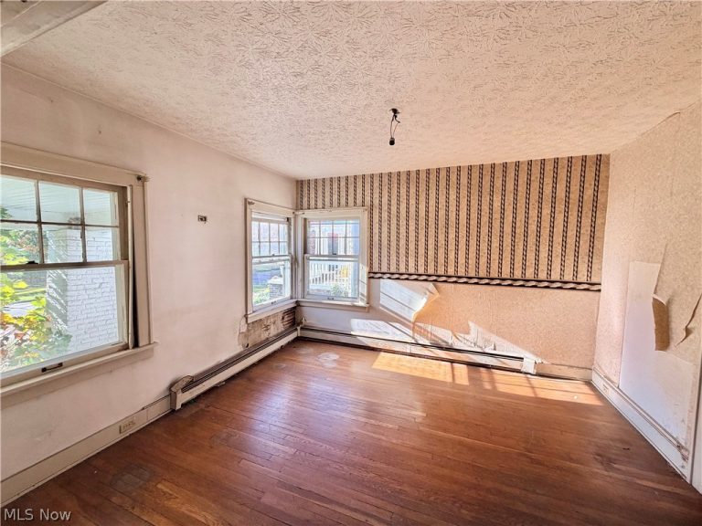 1645 Cumberland Road, Cleveland Heights, OH - Photo 4