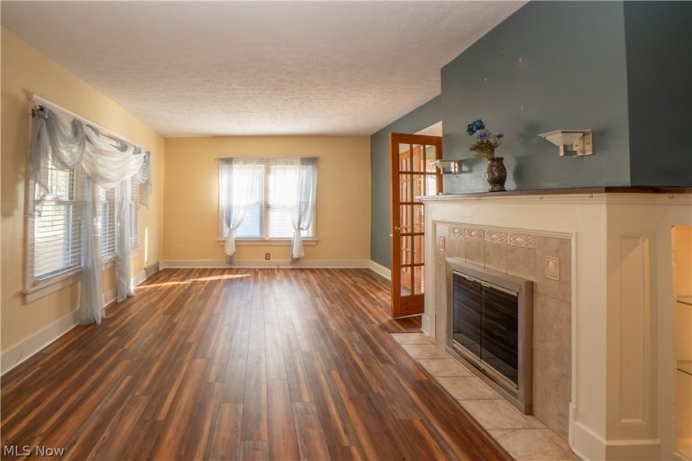 1503 Ridge Road, Canton, OH - Photo 6