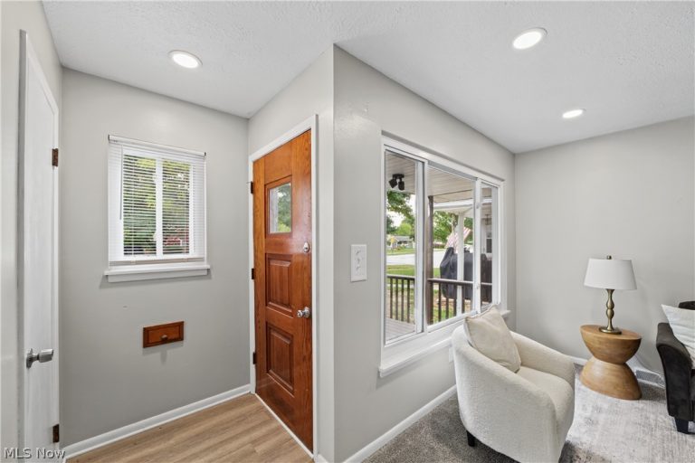 4262 181st Street, Cleveland, OH - Photo 3