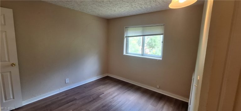 193 Dalepark Drive #6, Bedford, OH - Photo 5
