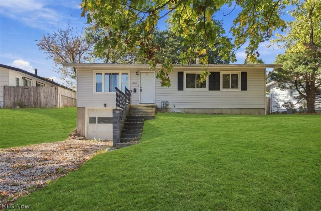 2205 Alden Avenue, Massillon, OH