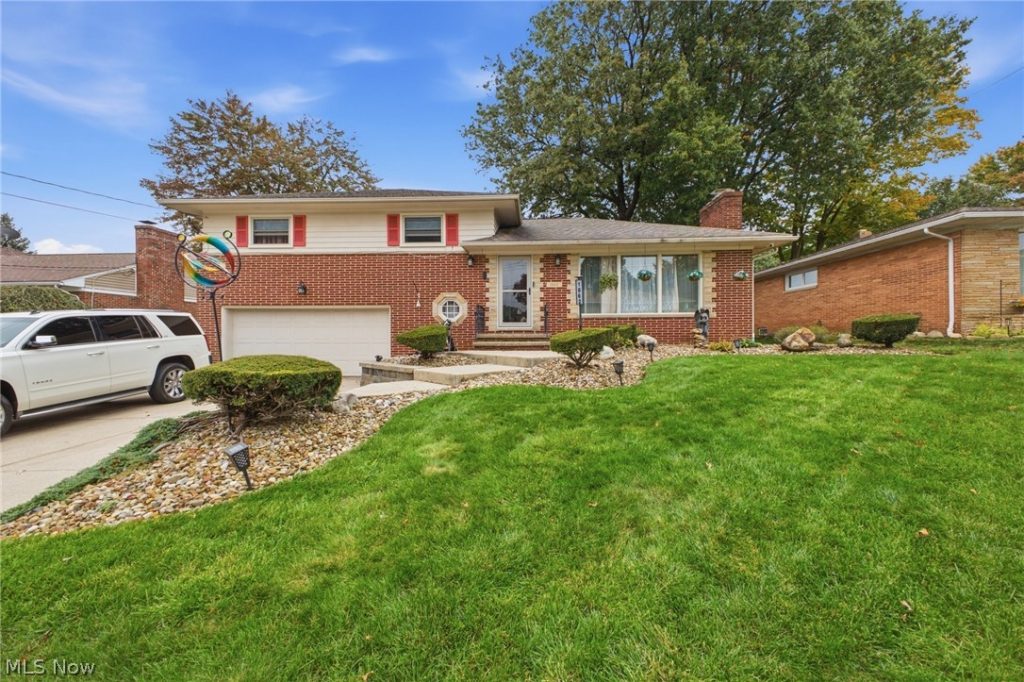 1862 Marigold Avenue, Akron, OH