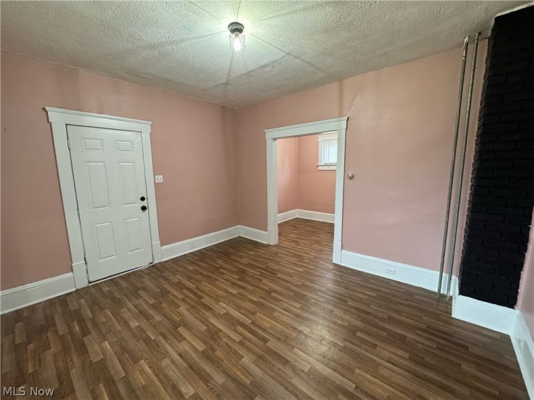6310 Storer Avenue, Cleveland, OH - Photo 8