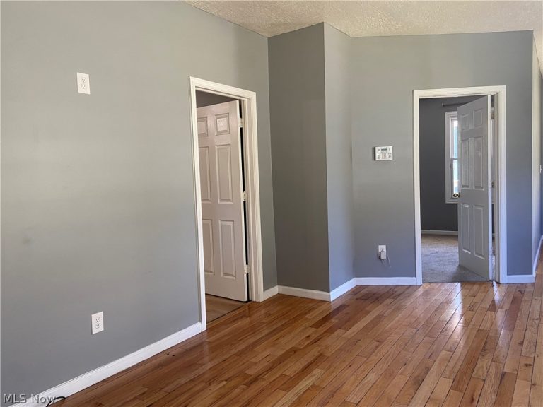 1172 Holmden Avenue, Cleveland, OH - Photo 6