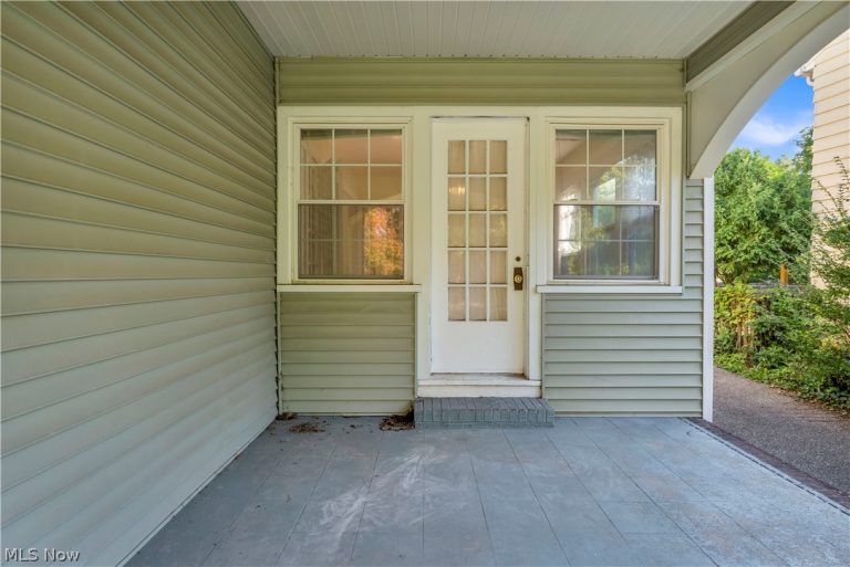 2937 Washington Boulevard, Cleveland Heights, OH - Photo 3