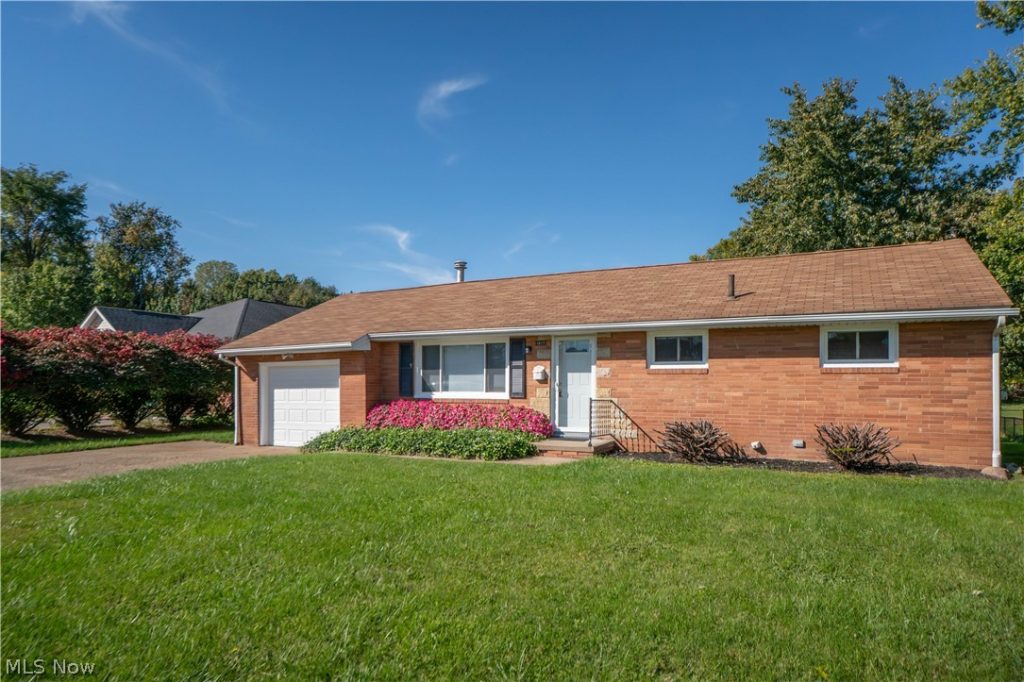 1615 Whipple Avenue, Canton, OH