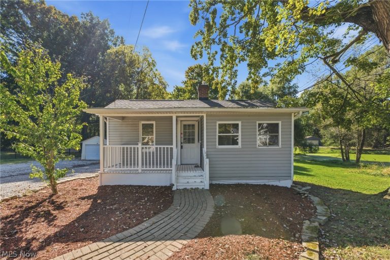 2950 Hayne Road, Akron, OH, 44312