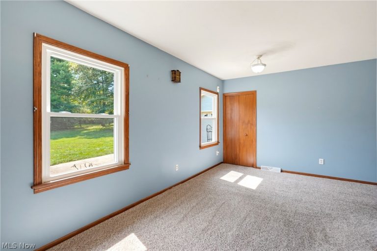1237 Stardale Avenue, Massillon, OH - Photo 6