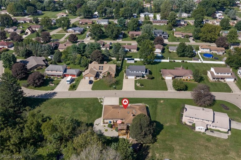 2433 Fontana Street, Massillon, OH - Photo 8