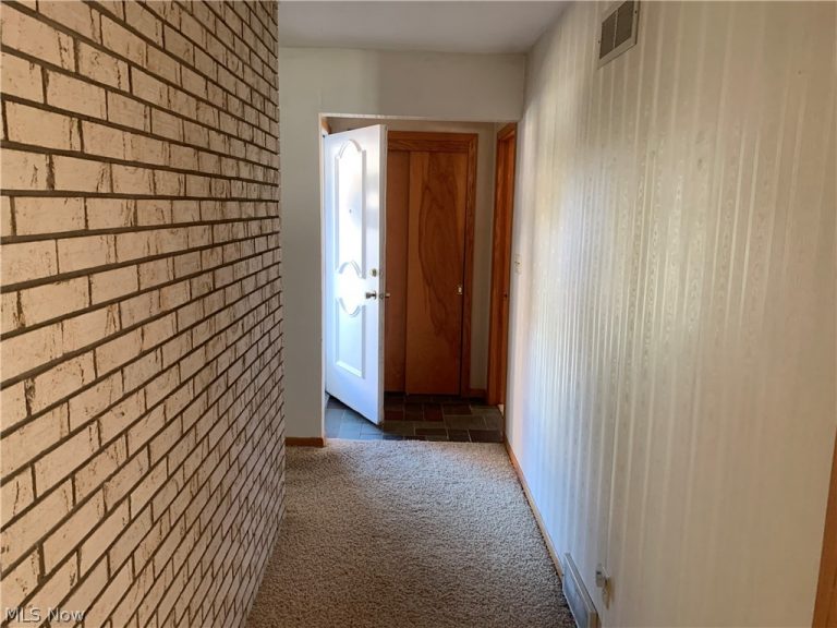 630 Orchard Avenue, New Philadelphia, OH - Photo 6